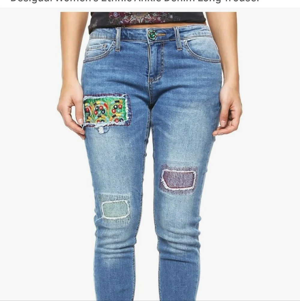 Desigual Pakaian Jada Wanita Embroidered Blue Jeans for Women - Picture 3 of 10